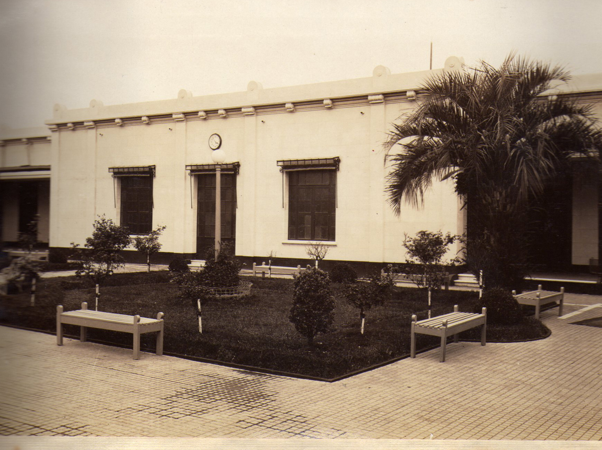 Estatua Luis Maria Campos